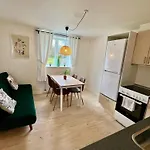 5 Minute Walk To Lego House - 50m2 With Garden / A Unit Casa vacanze