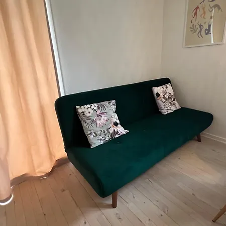 5 Minute Walk To Lego House - 50m2 With Garden / A Unit 빌룬드