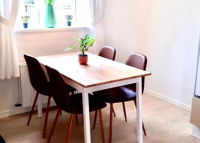 5 Minute Walk To Lego House - 50m2 With Garden / A Unit Dom wakacyjny